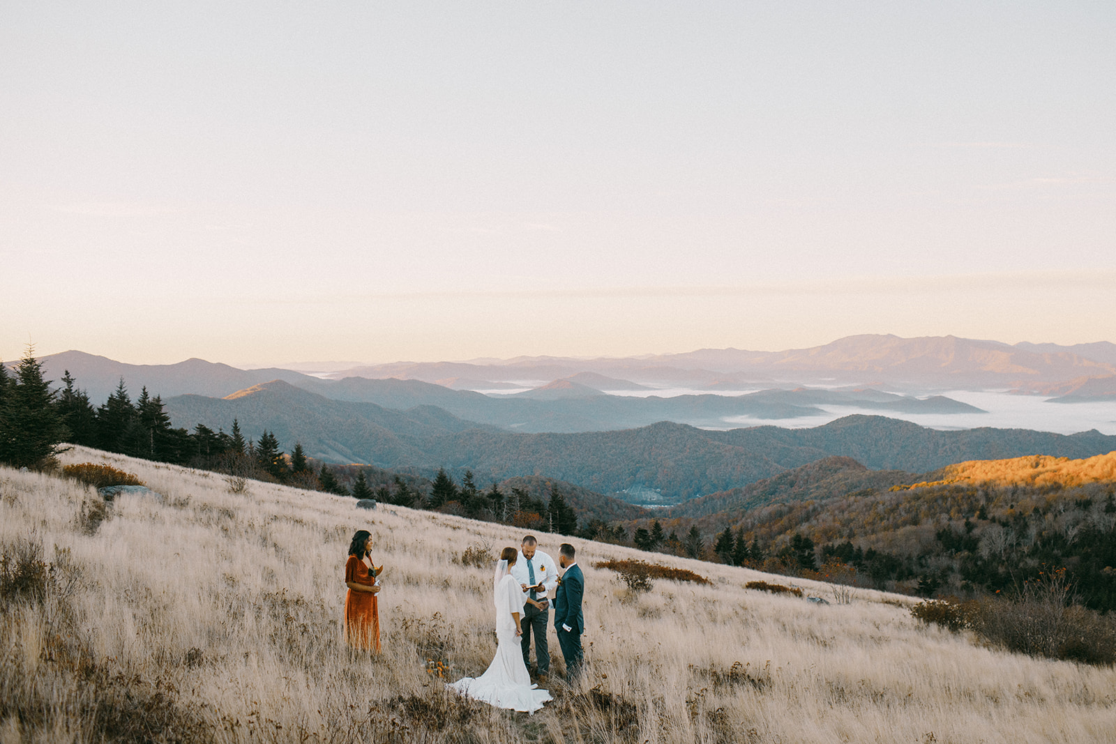 Couple eloping with private ceremony along the Appalachian Trail in Autumn